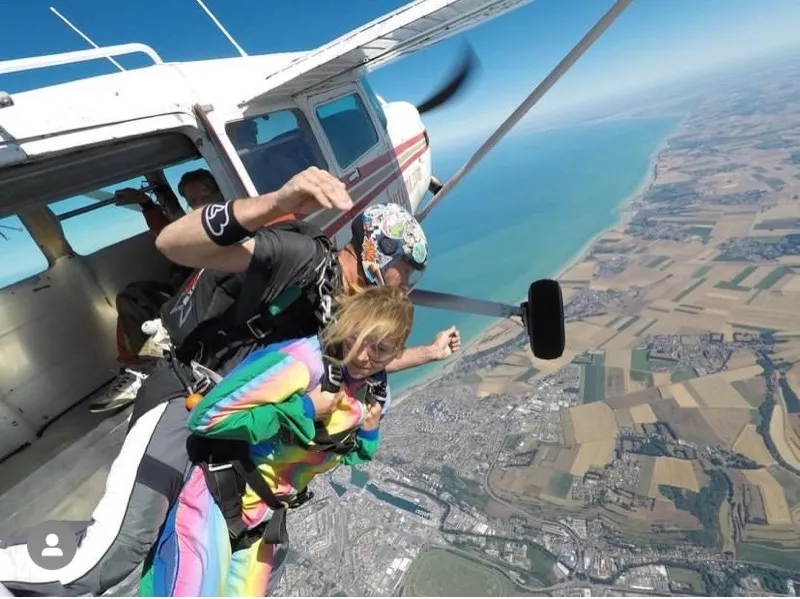 Sortie d'avion Cessna saut en parachute